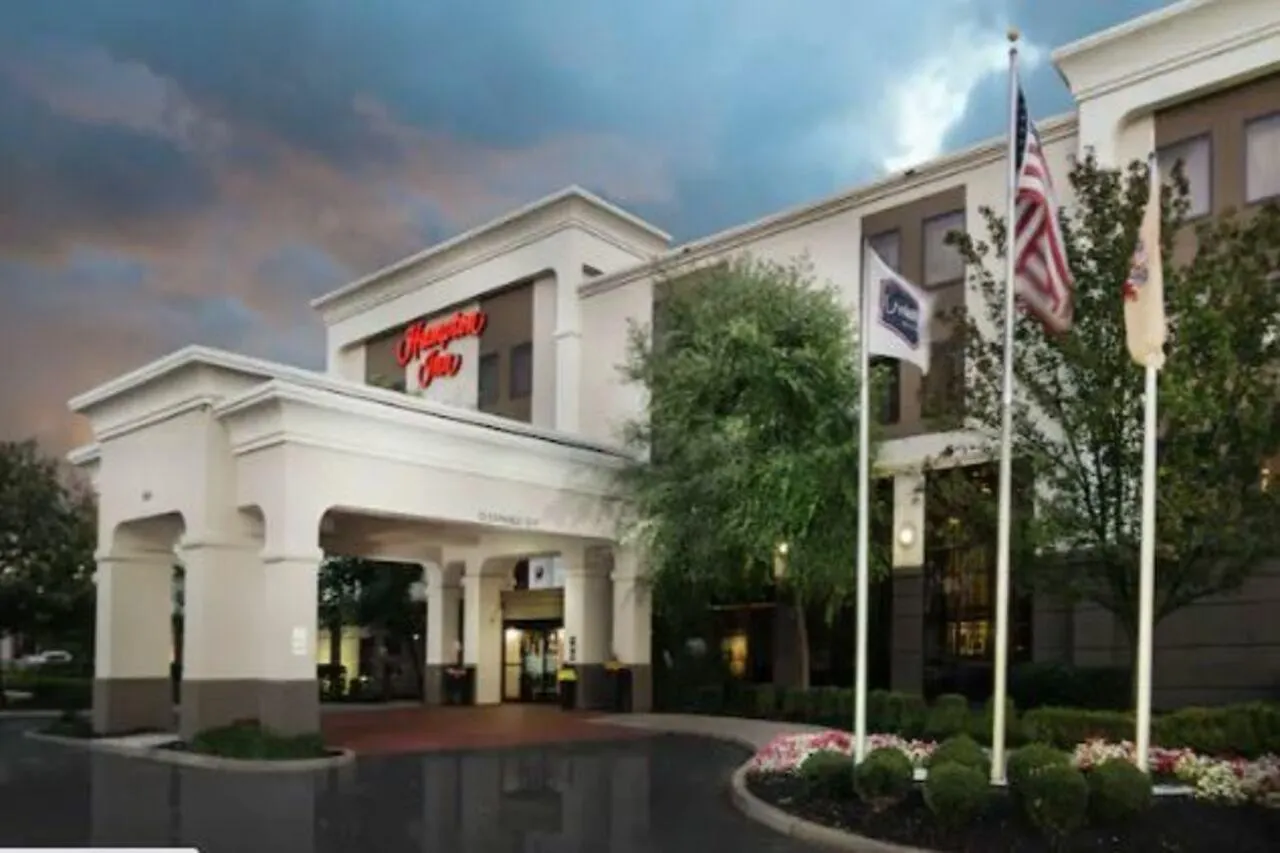 Hampton Inn Linden Hotel