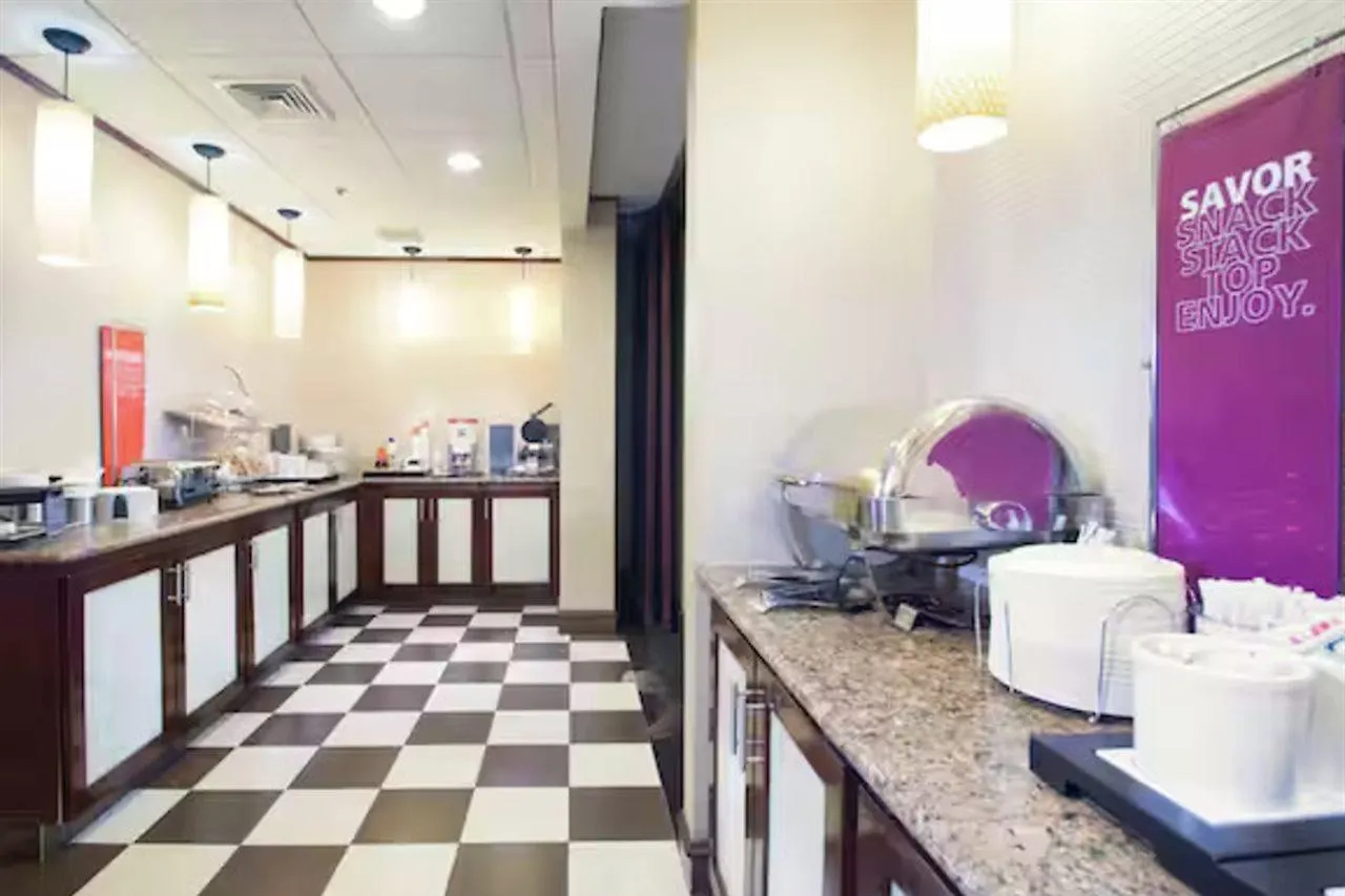 Hotel Hampton Inn Linden
